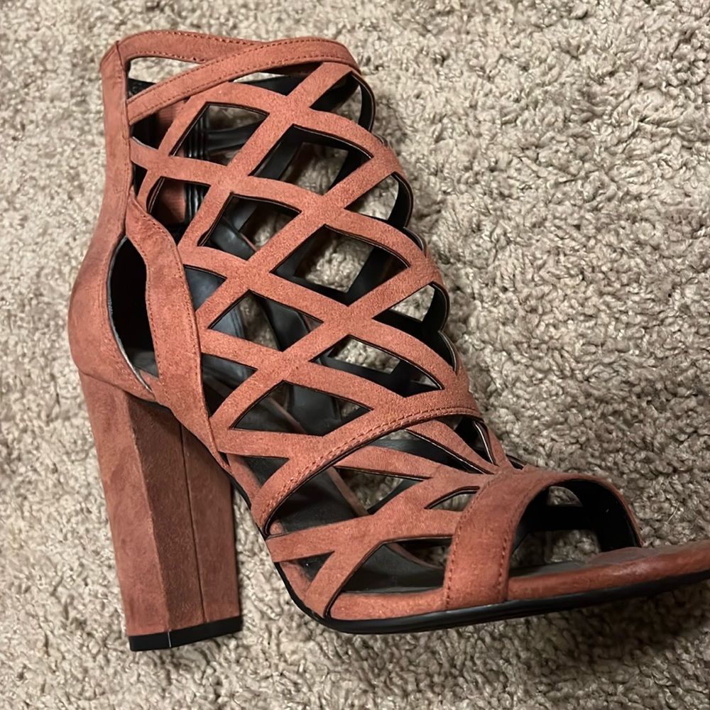 Brand new guess pink lace up thick heel